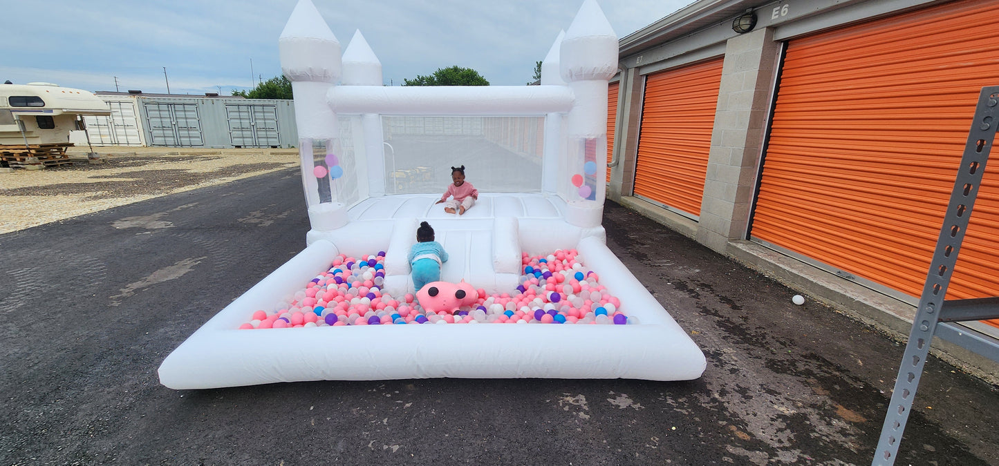 10ft x 13ft White Balloon Bouncy Castle