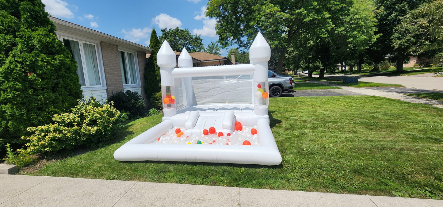 10ft x 13ft White Balloon Bouncy Castle