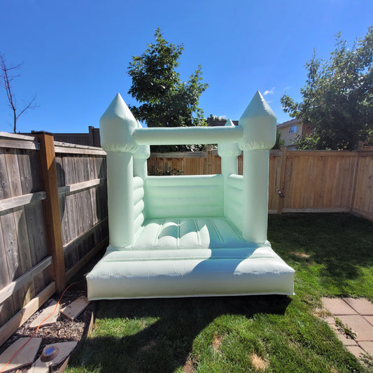 8ft x 8ft Green Bouncy Castle - Jayde's Bouncy Castle Rentals