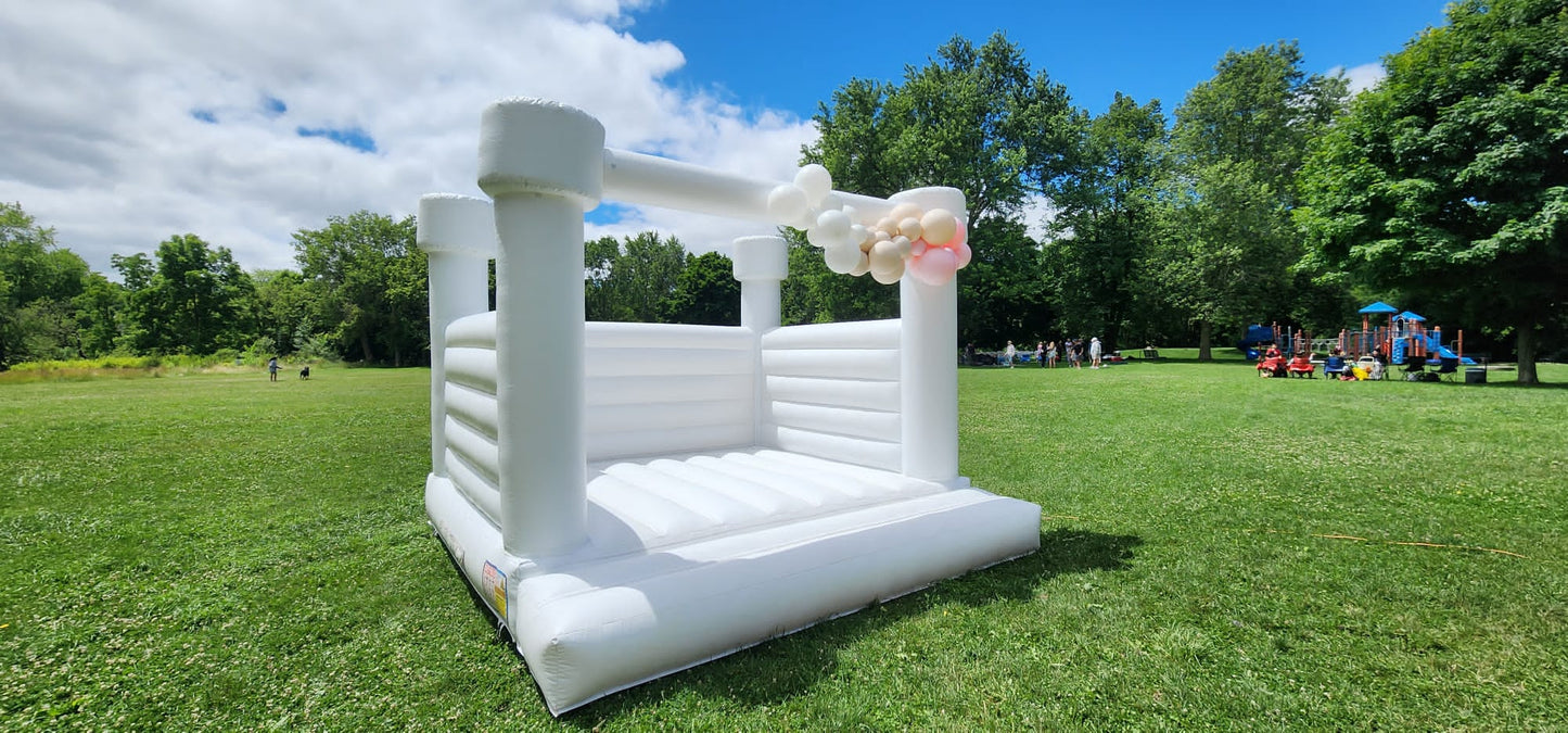 14ft x 14ft White Adult Bouncy Castle (Flat tips)